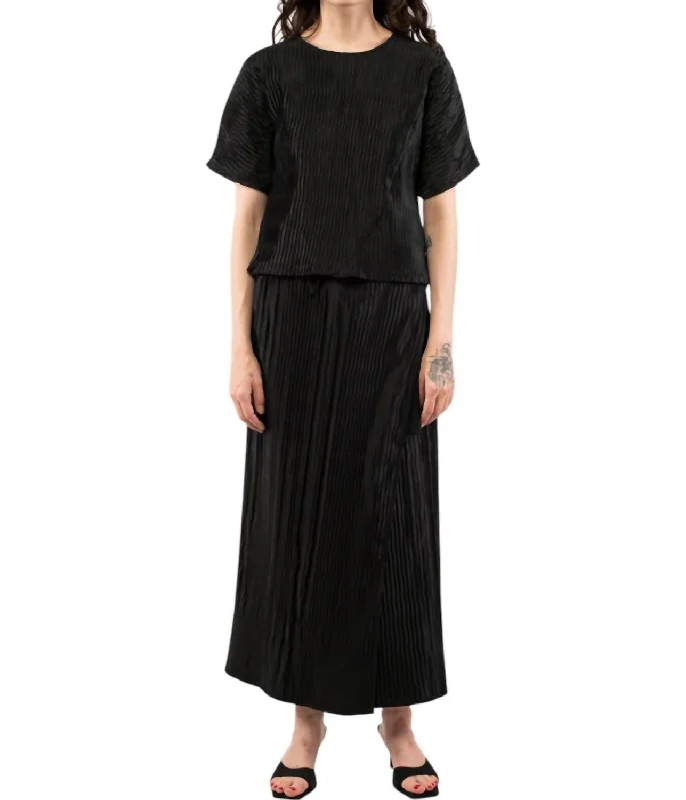 Wrap Long Skirt In Black